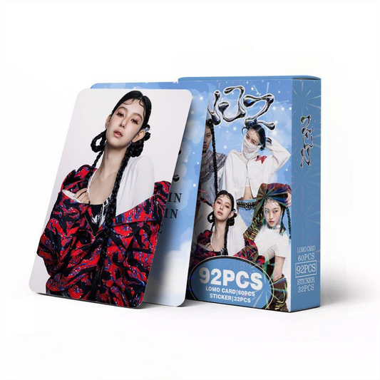 PHOTOCARDS NJZ (NEWJEANS) 92 PCS (60 PHOTOCARDS + 32 STICKERS)