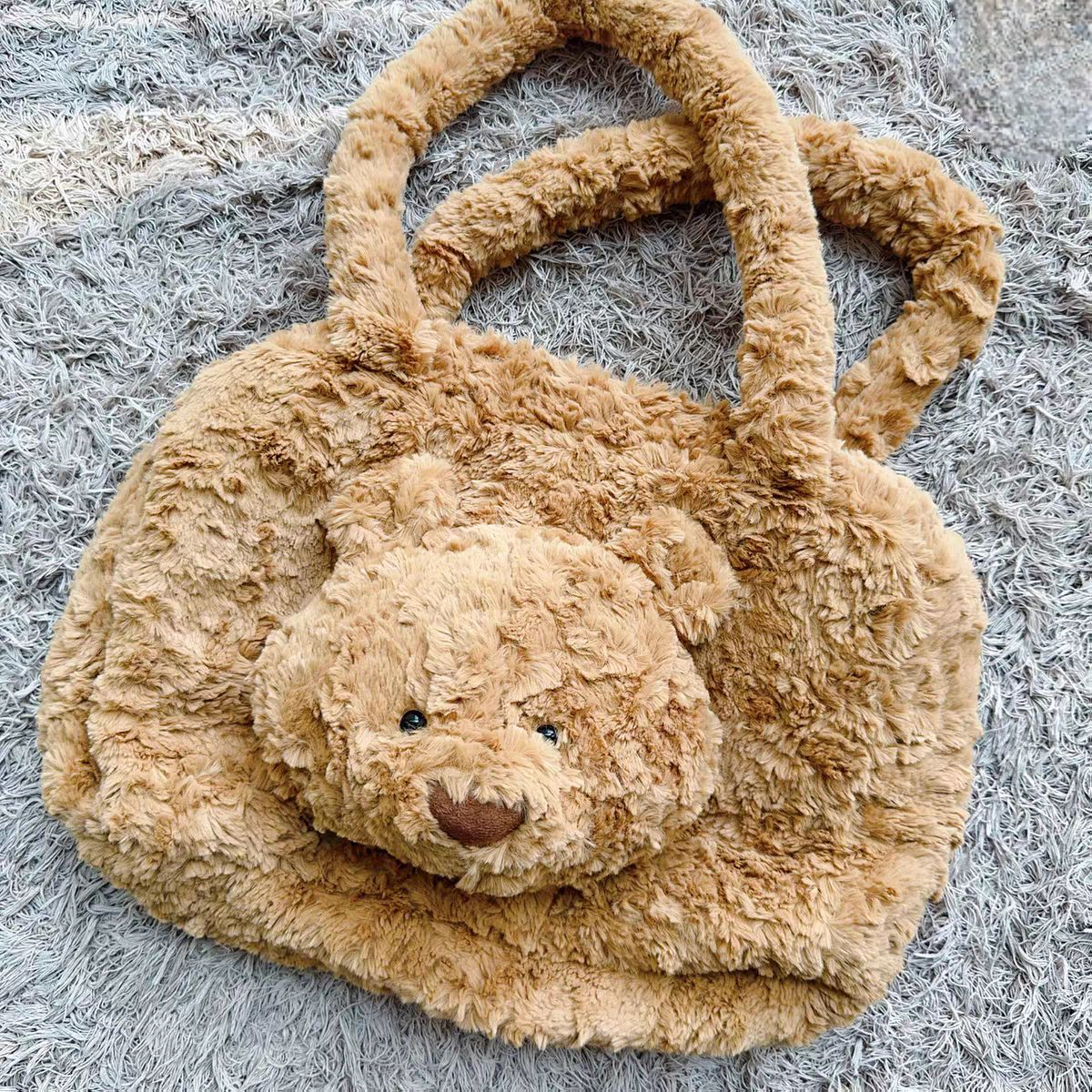 V PLUSH BEAR BAG